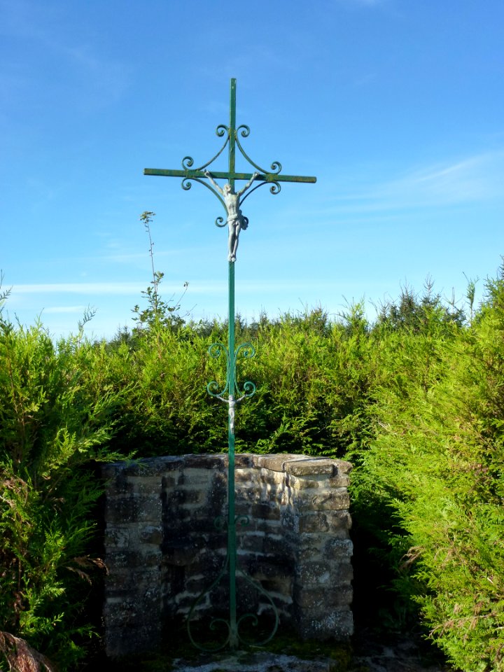 Murtin-et-Bogny (Ardennes) croix de chemin à Murtin