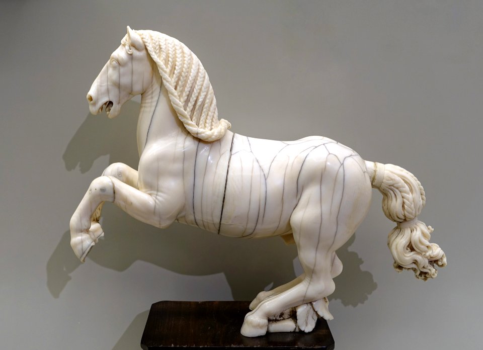 Mounting Horse by Leonhard Kern, c. 1640-1650, ivory - Bode-Museum - DSC03397