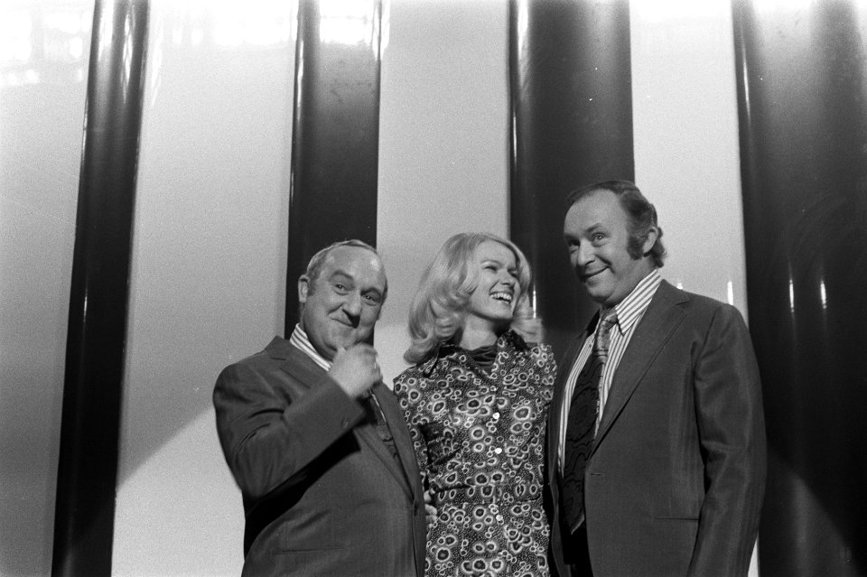 Mounties-TV-show, v.l.n.r. Piet Bambergen, Martine Bijl en René van Vooren, Bestanddeelnr 925-8438