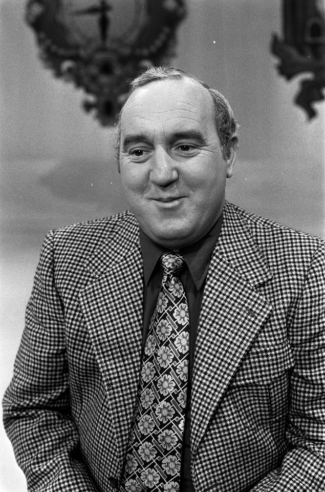 Mountieshow, AVRO-tv Piet Bambergen, Bestanddeelnr 925-0221