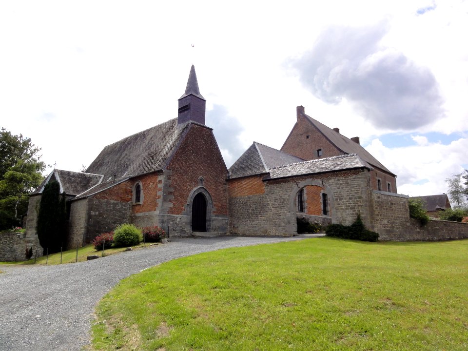 Moustier-en-Fagne (Nord, Fr) église et monastère