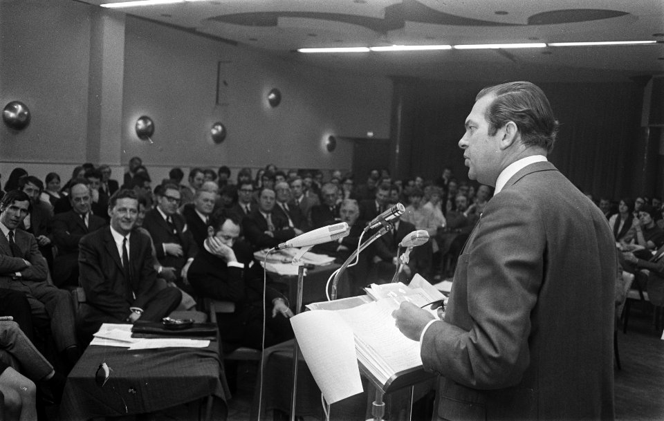 Mr. Barend Biesheuvel (voorzitter van de ARP) aan het woord, Bestanddeelnr 924-3302