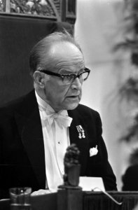 Mr. De Niet, voorzitter Staten Generaal, tevens voorzitter van de Eerste Kamer, Bestanddeelnr 922-7951
