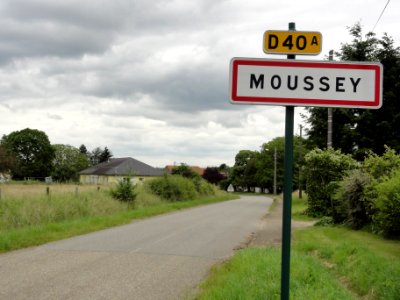 Moussey (Moselle) city limit sign