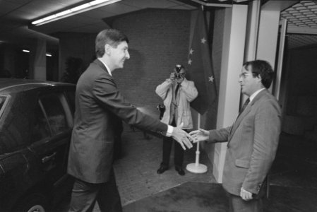 Mr. B. J. M. Baron van Voorst tot Voorst nieuwe staatssecretaris Buitenlandse Za, Bestanddeelnr 934-3226