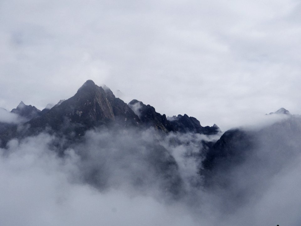 Mountains Near To Machu Picchu (193330711)