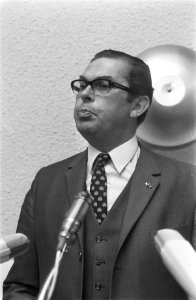 Mr. Barend Biesheuvel (voorzitter van de ARP) aan het woord, Bestanddeelnr 924-3304