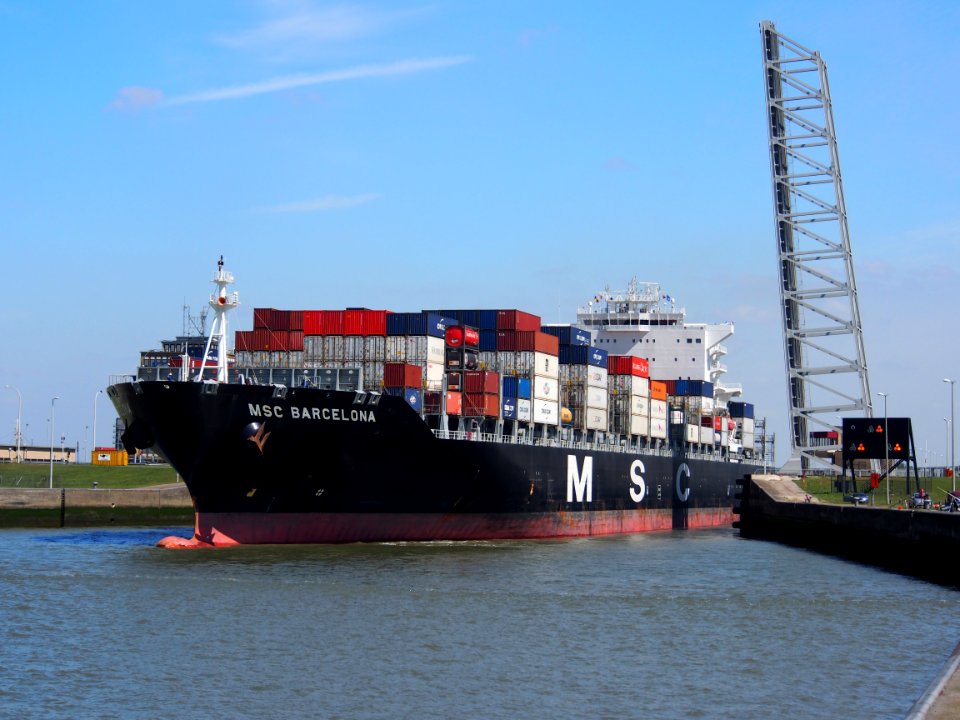 MSC Barcelona - IMO 9480186, Berendrechtsluis, Port of Antwerp, pic 3