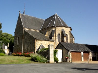 Moulins-le-Carbonnel (Sarthe) église (01)