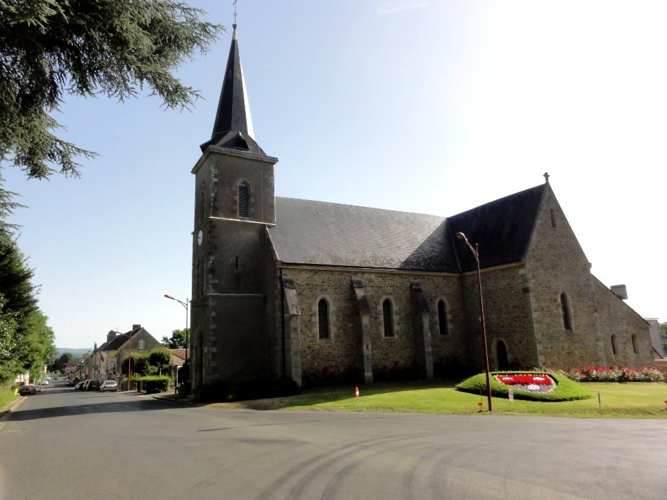 Moulins-le-Carbonnel (Sarthe) église (03)