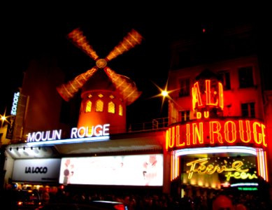 Moulin Rouge p3