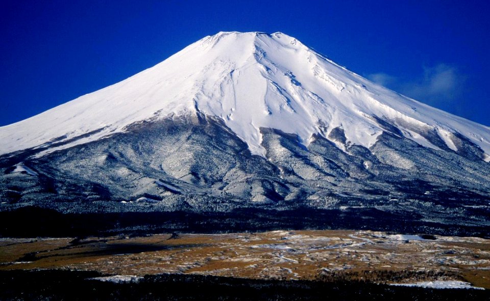 Mount Fuji from Hotel Mt Fuji 1995-2-7