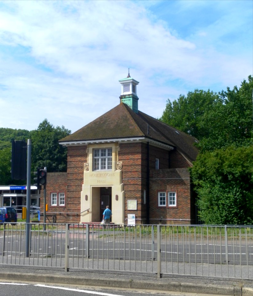 Moulsecoomb Hall, Lewes Road, Moulsecoomb (August 2013)