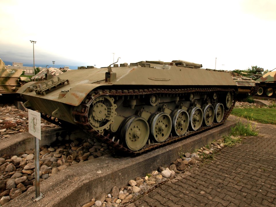 Mowag 3M1 'Pirat 18' pic04