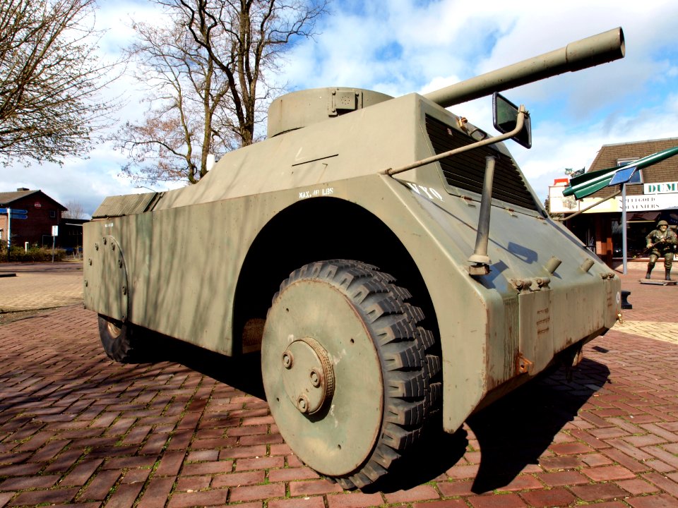 MOWAG Panzerattrappe pic6
