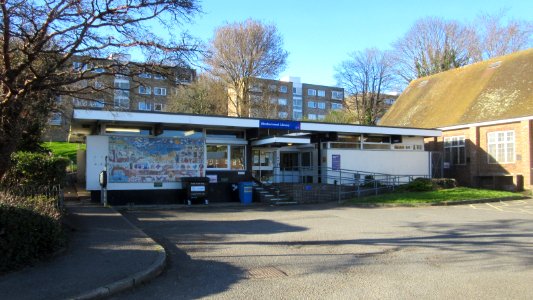 Moulsecoomb Library, Lewes Road, Moulsecoomb (March 2017) (2)