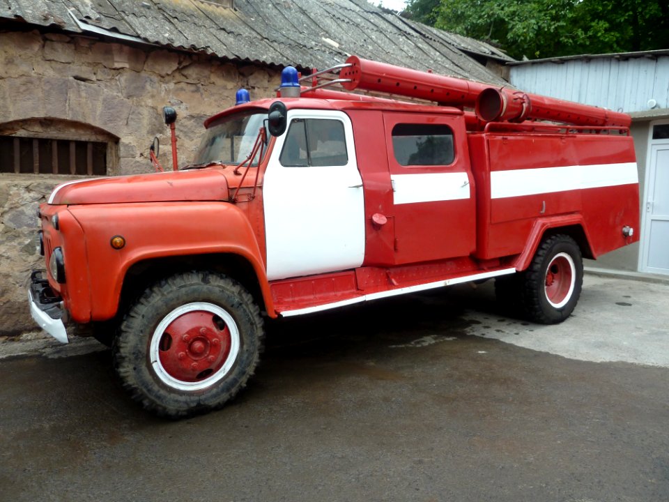 Movses fire apparatus