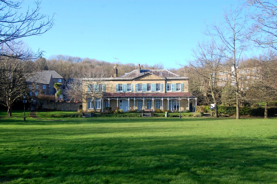 Moulsecoomb Place, Lewes Road, Moulsecoomb (NHLE Code 1381668) (February 2020) (3)