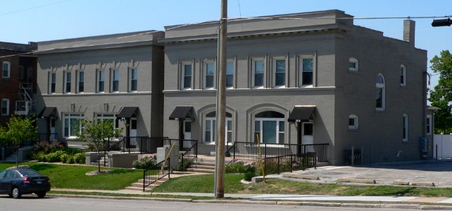 Moyer row houses (Omaha) from SE 1