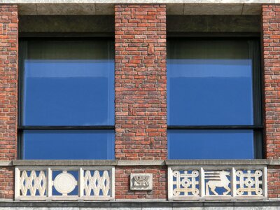 Town hall oslo parapet