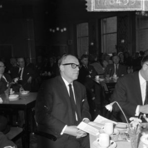 Mr. M. Vrolijk (PvdA) minister van Cultuur, Recreatie en Maatschappelijk Werk, Bestanddeelnr 917-6459