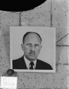 Mr. H. W. van Doorne , kandidaat voorzitter KVP, Bestanddeelnr 906-1396