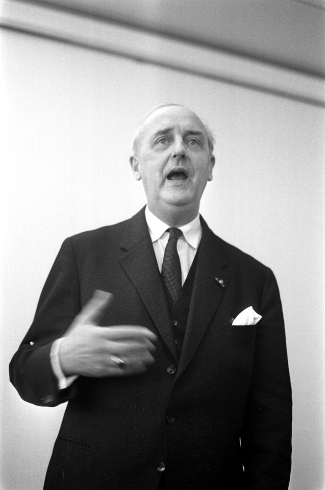 Mr W H Fockema Andreae, Bestanddeelnr 925-5374