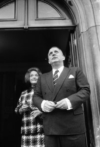 Mr. G. B. J. Hiltermann voor de Amsterdamse rechtbank naar aanleiding van kort gedin, Bestanddeelnr 922-9342
