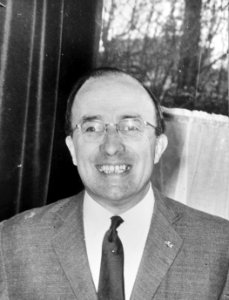 Mr. J. M. L. Th. Cals (kop) minister president, Bestanddeelnr 917-6366