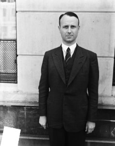 Mr. F.J. Kranenburg Staatssecretaris van Oorlog, Bestanddeelnr 904-5739