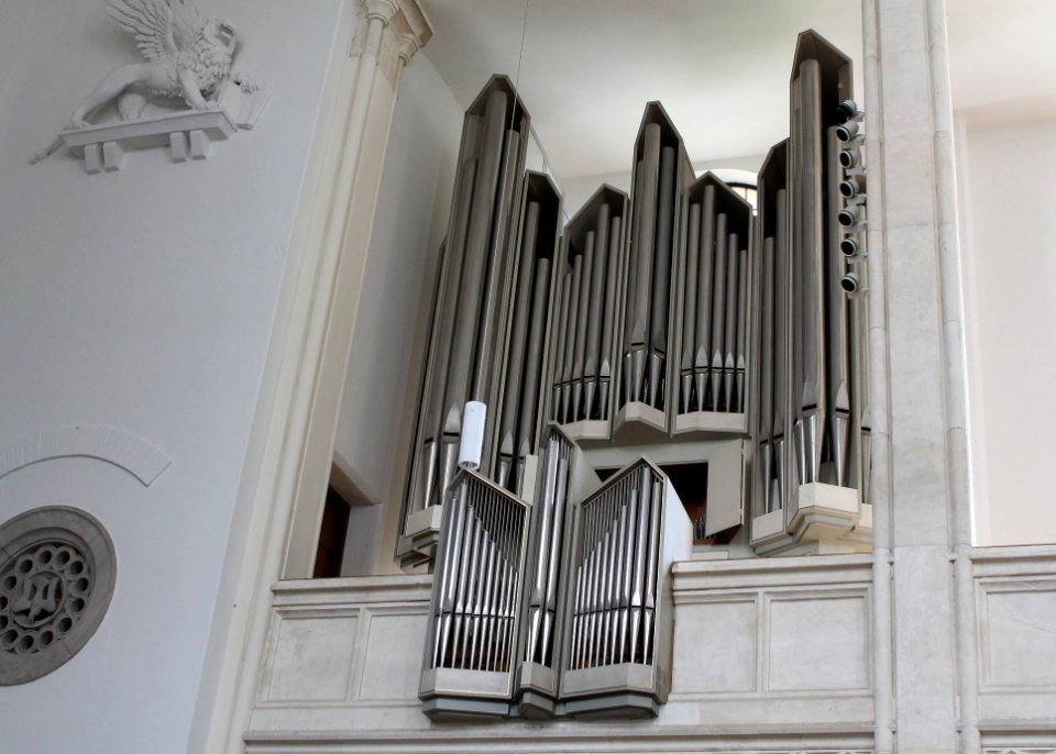 Muenchen St Markus Ott-Orgel