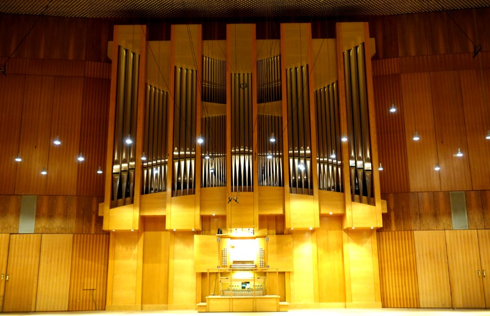 Muenchen HMTM Kuhn-Orgel