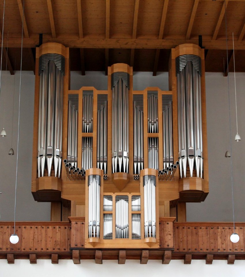 Muenchen Heilige Familie Orgel