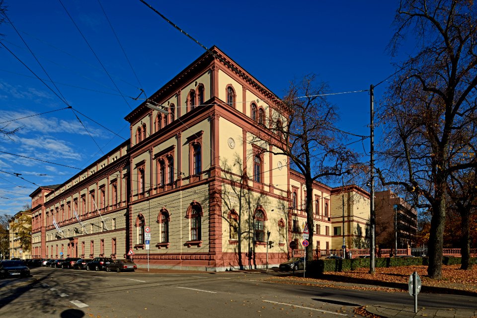 Muethierschstr46112018c90
