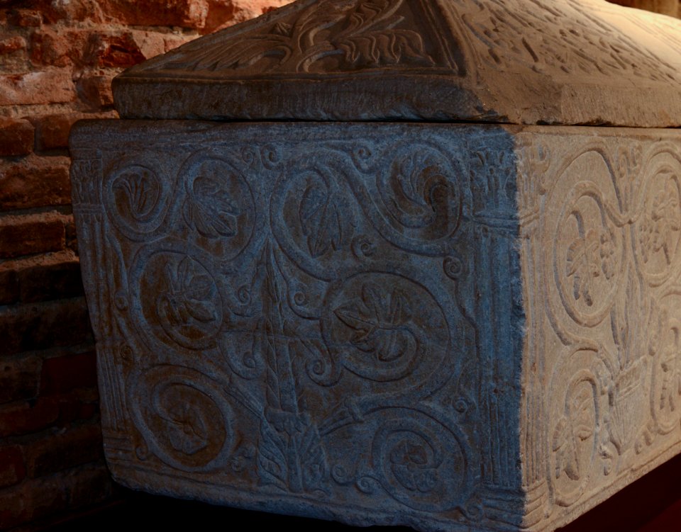 MSR Sarcophage (côté) Ra 14 (2)