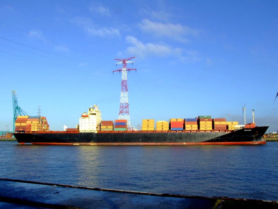 MSC Kyoto IMO 7825411, Port of Antwerp 19Dec2008 pic11
