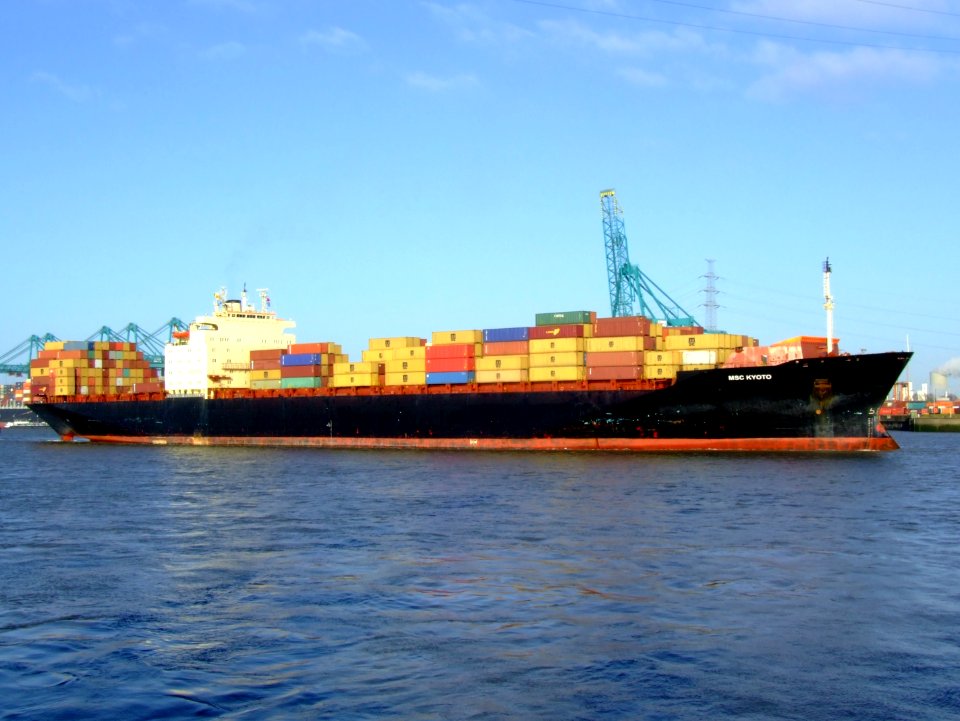MSC Kyoto IMO 7825411, Port of Antwerp 19Dec2008 pic10