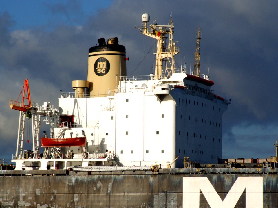 MSC Laurence pic3, Port of Antwerp, Belgium 07-Dec-2008