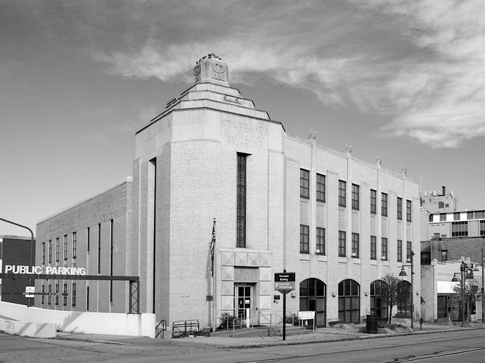 Mt. Lebanon Municipal Building, bw, 2020-11-12