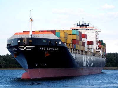 MSC LORENA - IMO 9320403 - Callsign 3EBO9, Berendrechtsluis pic1