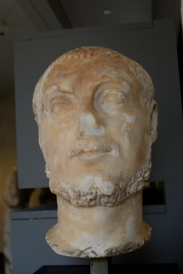 MSR - Portrait d'homme - Ra 69