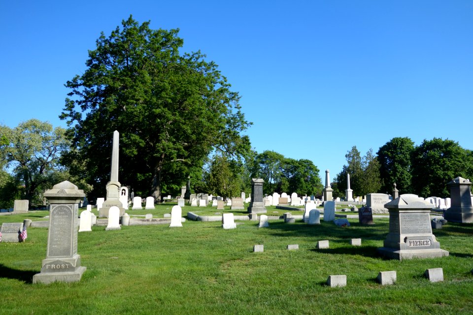 Mt. Pleasant Cemetery, Arlington, MA - DSC06615