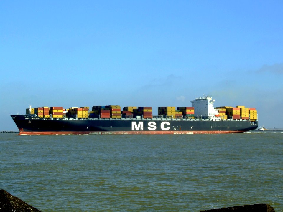 MSC Chicago p8, leaving Port of Rotterdam, Holland 08-Mar-2007