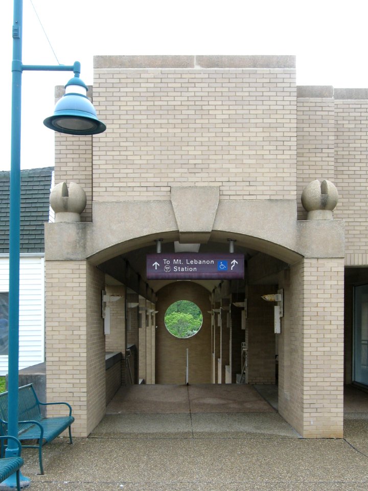 Mt. Lebanon Station entrance from Washington Road, 2021-06-03