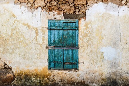 Window green traditional