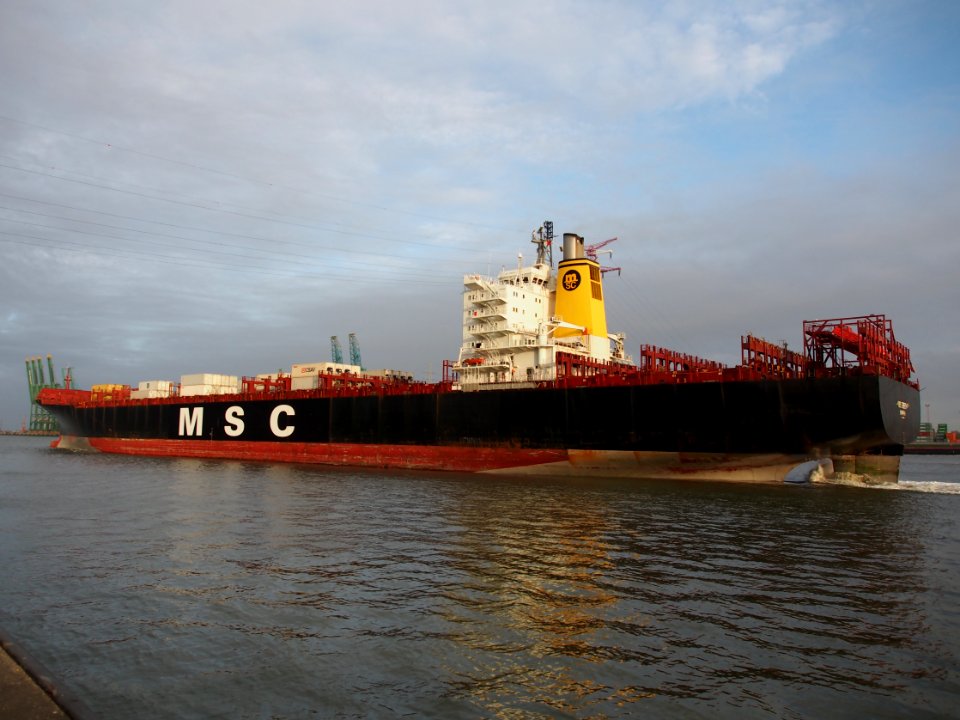 MSC Roberta (ship, 1993), IMO 9038907, Port of Antwerp, Belgium pic10