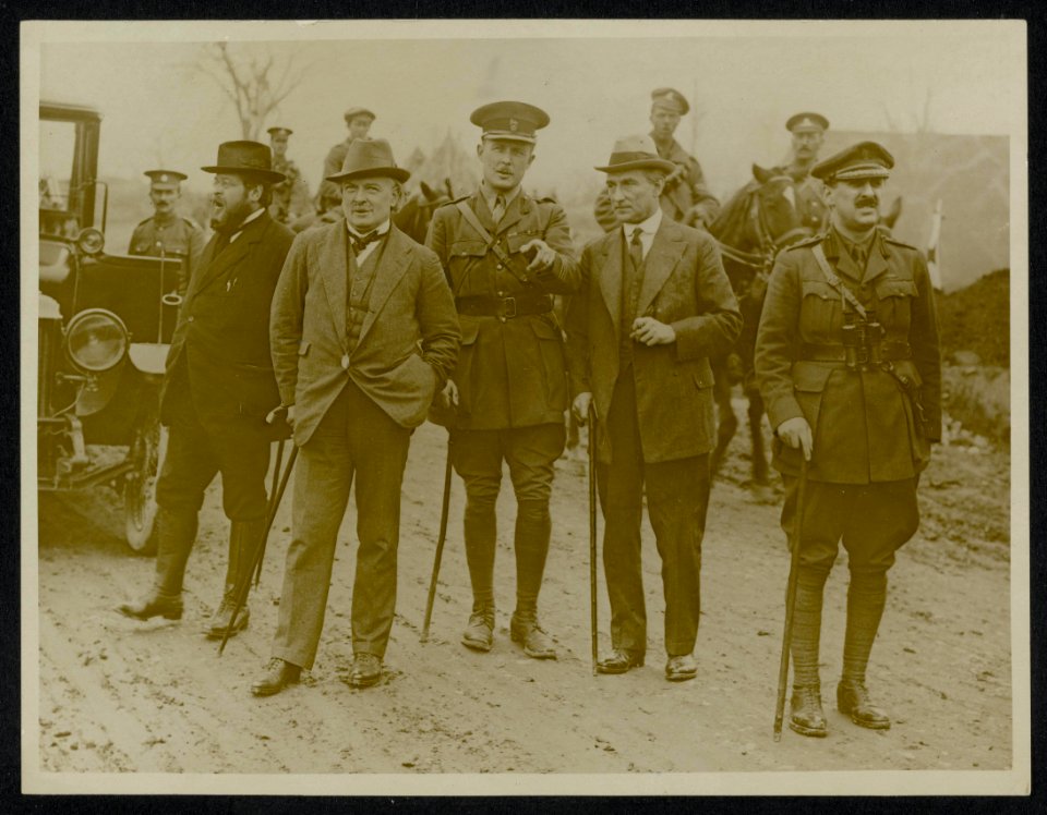 Mr Lloyd George, M. Albert Thomas and lord Reading, Bestanddeelnr 158-0466