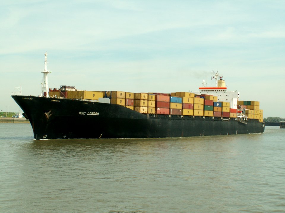 MSC London Port of Antwerp 26-May-2005