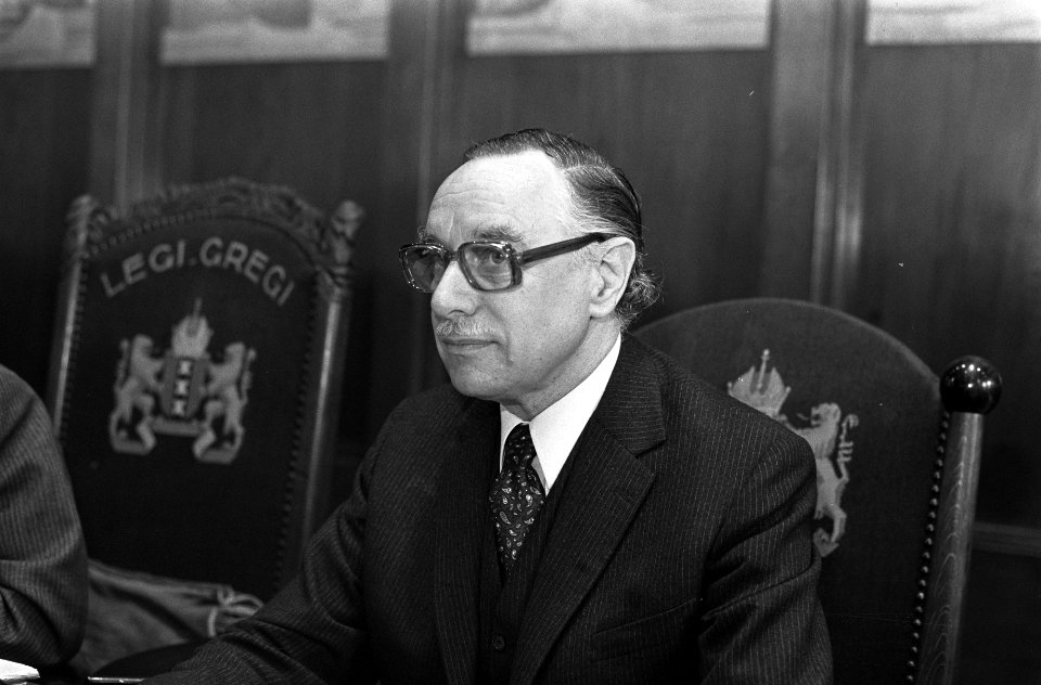 Mr. W. M. Morren , gemeente-secretaris van Amsterdam (kop, Bestanddeelnr 926-2213