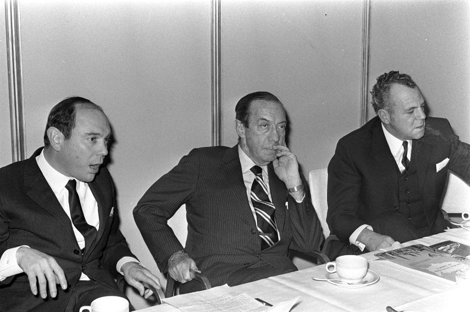 Mr. Robert F. Wagner , direkteur van The Real Estate Fund of America tijdens p, Bestanddeelnr 923-0472